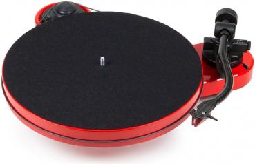 Pro-Ject RPM 1 Carbon (Ortofon 2M Red)